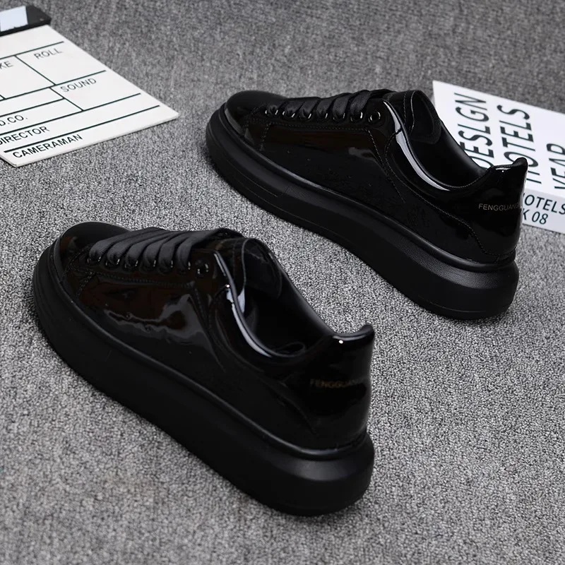 أحذية كاجوال بيضاء مطلية باللا - مراجعة Casual Sneakers Men وسعره